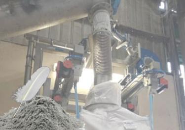 bulk-handling-animal-flour-packing Bulk handling animal flour packing