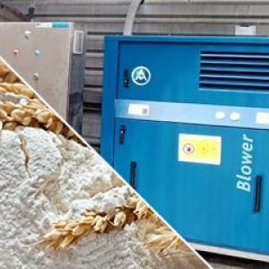 Flour tank unloading blower