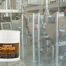 Big bag discharge and dosing of potassium persulphate and sodium persulphate