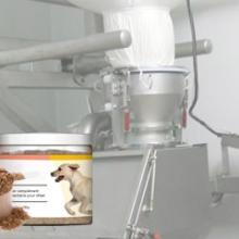 veterinary-pharmaceutical-powder Dumping of bags and big bags of pharmaceutical powder