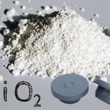 pharmaceutical-ingredients-processing Big bag discharge by vacuum pipe