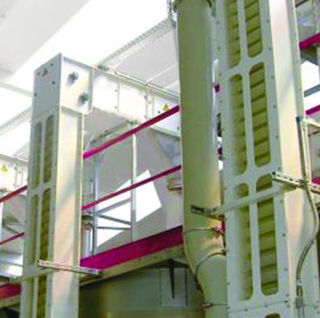 Bucket conveyor mounting process line