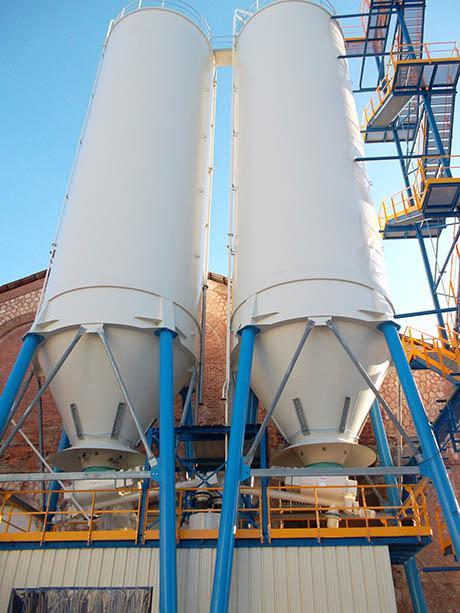 Silos de stockage alimentés par transfert pneumatique