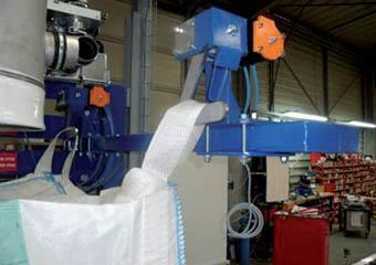 Remplissage-bigbag-option-decrochage-automatique.png Ligne de conditionnement big bag avec décrochage automatique